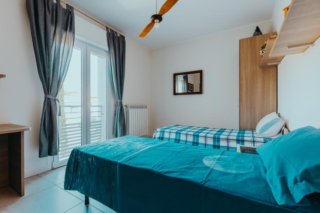 The Attico Daire Padenghe sul Garda Dış mekan fotoğraf