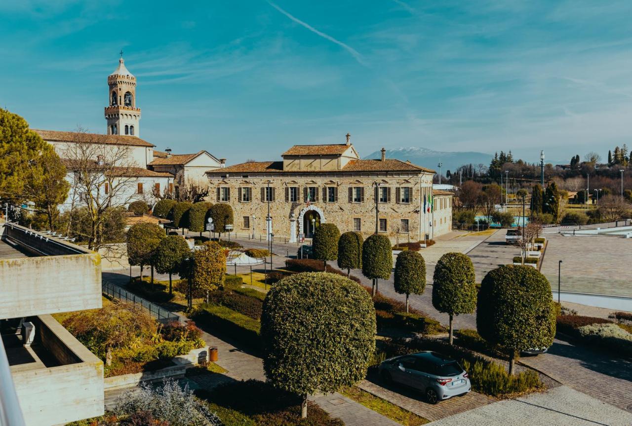 The Attico Daire Padenghe sul Garda Dış mekan fotoğraf
